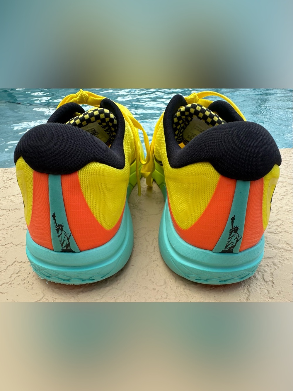 Saucony Kinvara 10 Neon Yellow NYC Marathon Edition Running Shoes Size 9.5 VGC - Picture 6 of 14